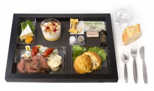 Plateau prestige A - avec plat principal "Chiffonade de rumsteak, mezze crême de mascarpone et vinaigre balsamique blanc"